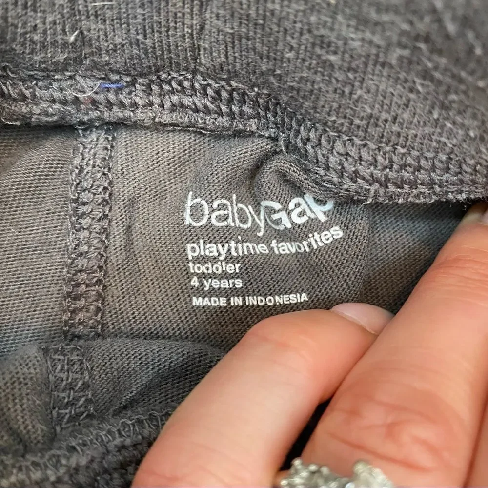 Two Pairs Boys Baby Gap Casual‎ Shorts Both Size 4 Grey and Blue and White Plaid